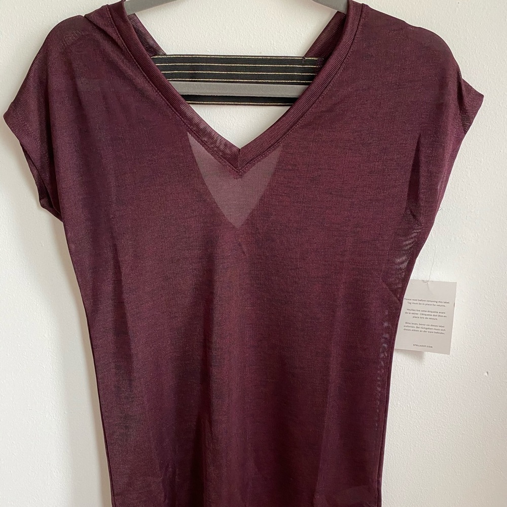 NWT. Stella & Dot t shirt